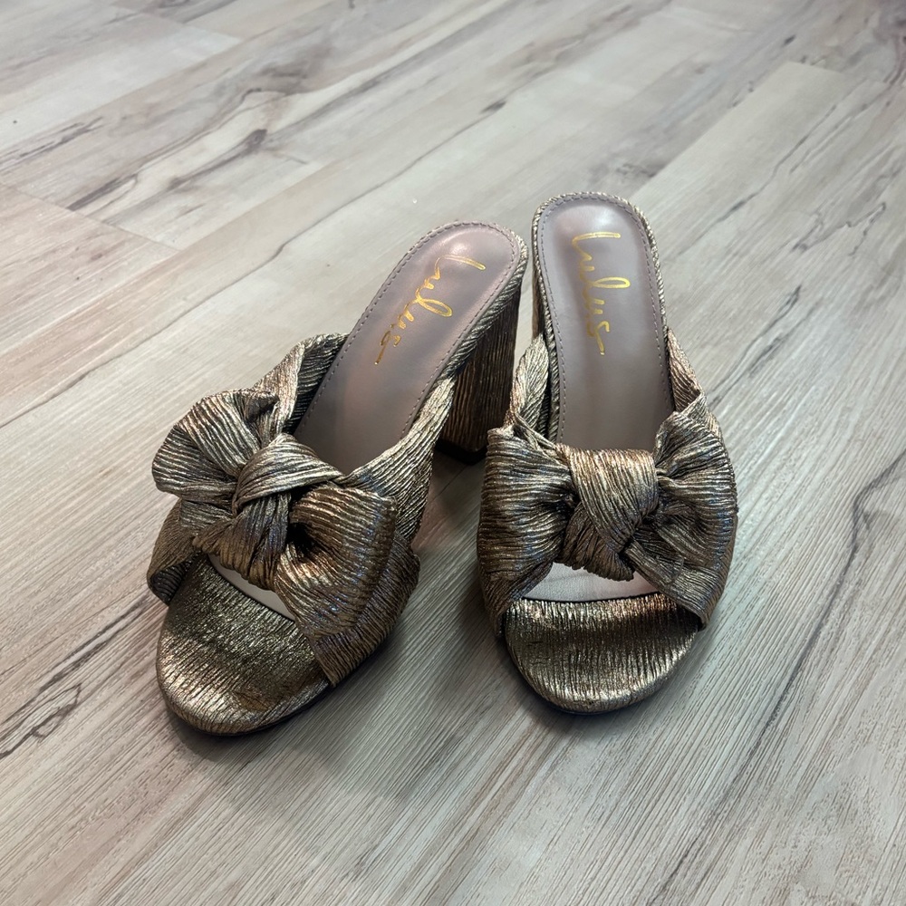 Lulu's Metallic Gold Knot Mules